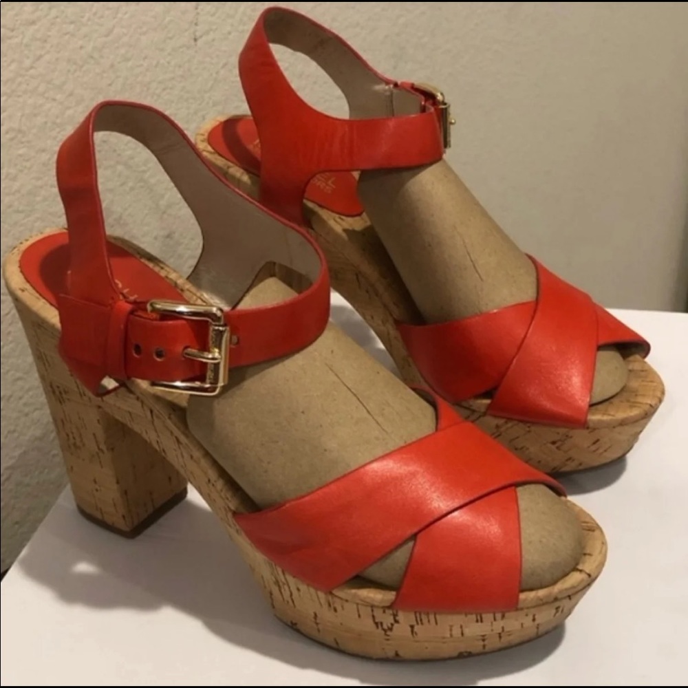 Michael Kors  Platform Leather Heels 👠 7,5